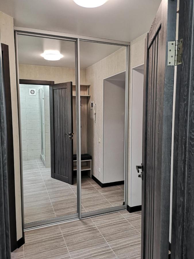 Новая Квартира На Пр. Соборном Возле Зну Zaporizhia Exterior foto